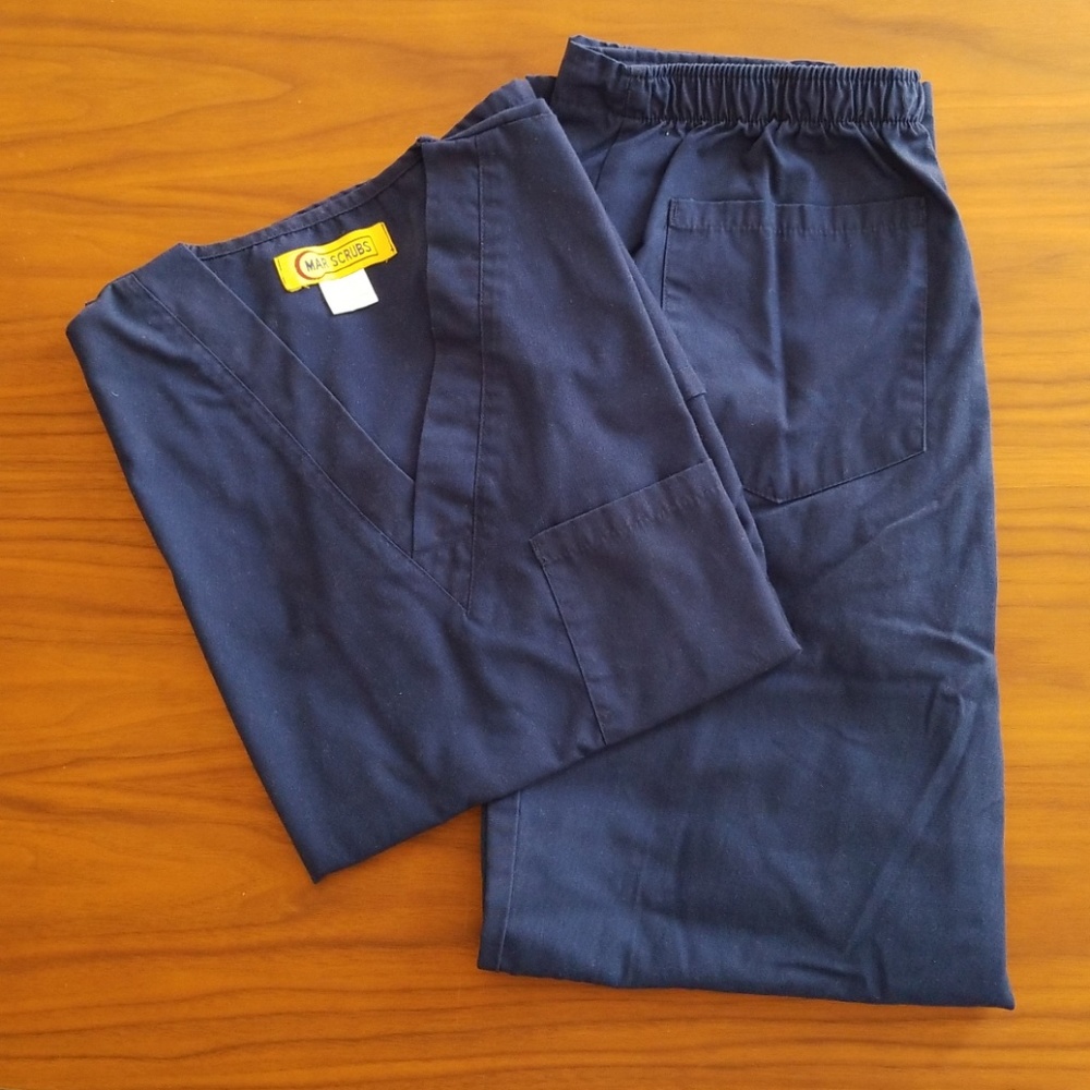 Women scrubs set
